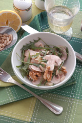 Insalata agli champignon , rucola , noci e pinoli - Antipasti