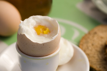weiches Ei zum Frühstück