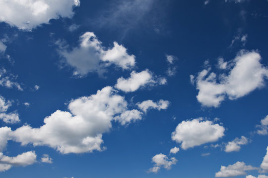 sky with white couds