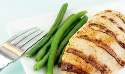 Grilled Chicken Breast and Green Beans