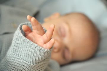 baby s hand © NICOLAS LARENTO
