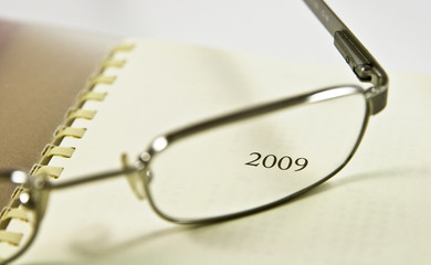 2009 planner seen through eyeglasses