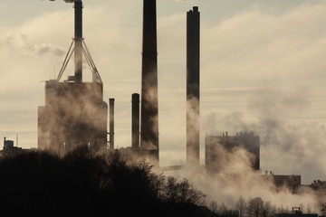 Fototapeta na wymiar Factory and smoke