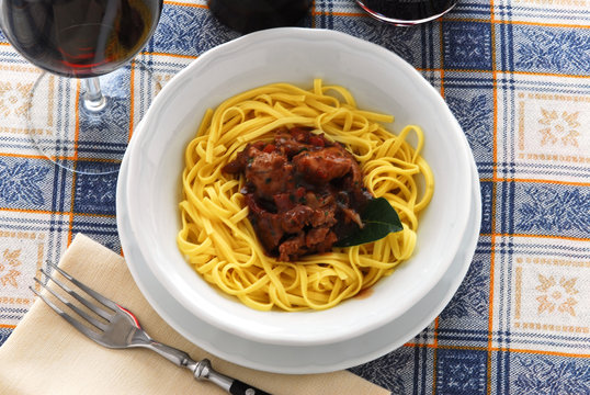 Tagliolini al sugo di lepre - primi piatti