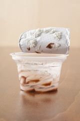 Becher Schokoladenpudding