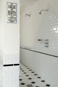 Bains douches 2732