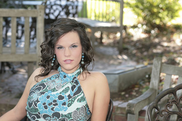 headshot of pretty brunette