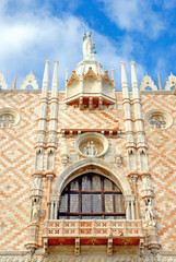 Obraz premium Italy, Venice Doge Palace detail