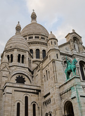 Fototapeta na wymiar Sacre Coeur Cathedral from below