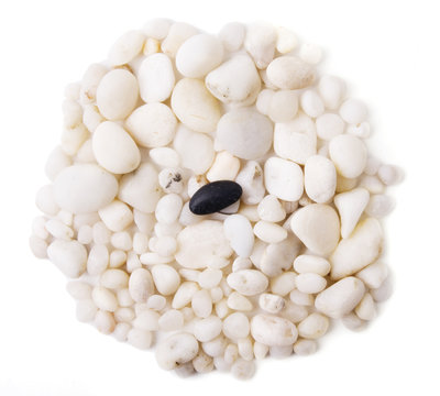 Fototapeta black and white pebble stones background