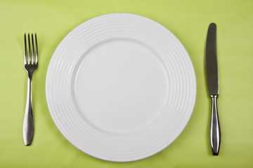 plate with knife and fork