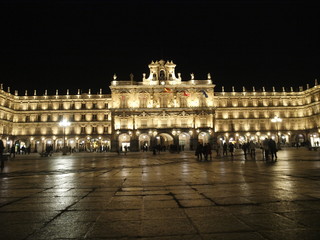 Fototapeta premium Plaza Mayor de Salamanca iluminada (España)