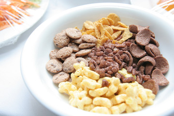 kind of cereals in bowl