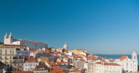 Lisbonne, vue des toits