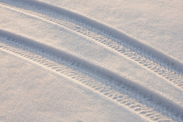 Spuren im Schnee