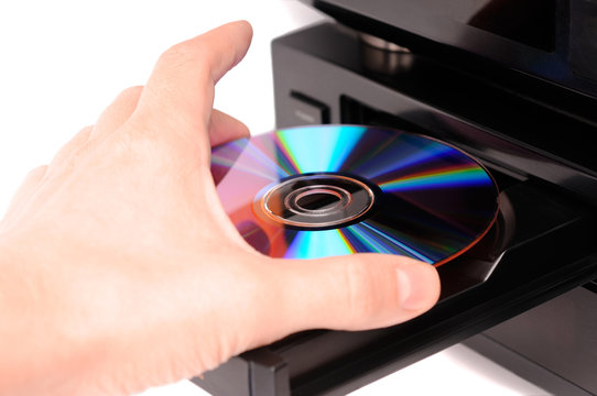 Inserting a disc