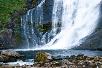 Huldefossen Wasserfall (Norwegen) © alexm156