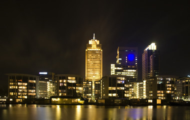 Obraz na płótnie Canvas Amsterdam skyline