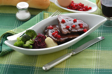 Lombo di daino al ribes - Secondi di carne - Trentino A. A.