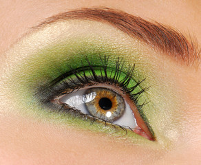Beauty green make-up
