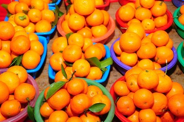 mandarin orange in the basket