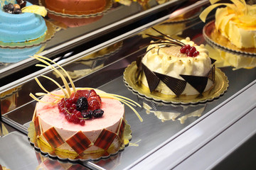 Yum! Cakes, cakes and... cakes!