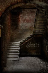 Afwasbaar Fotobehang Oud Ziekenhuis Beelitz Trap links