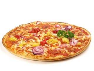 Pizza mit Salami und Chili