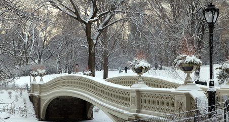 Bow bridge