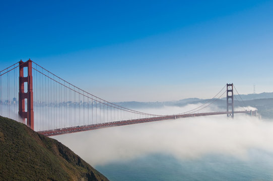 Golden Gate Bridge, San Francisco under fog
