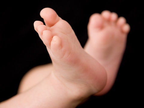 Babyf&uuml;&szlig;e