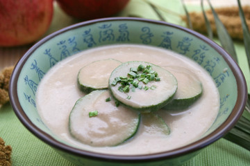 zucchinisuppe