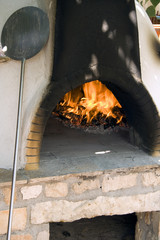 Pizza oven