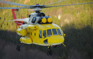 Hubschrauber   in Aktion