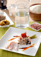 Pavo con arroz salvaje y frutas secas. México