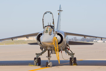 Avión militar