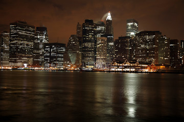 Obraz premium noc w Nowym Jorku na Manhattanie