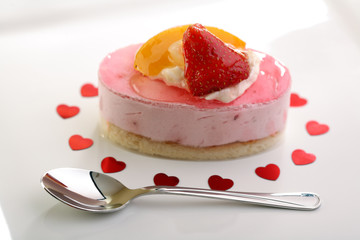 cheesecake with fresh fruits