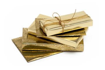 gold gift boxes