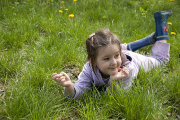 Fototapeta premium Girl on the grass