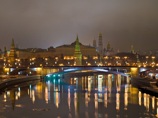Fototapeta na wymiar Kremlin widok z rzeki w nocy. Moskwa. Rosja.