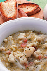 Zuppa di cavolfiore alla Traù Trogir - Cucina della Dalmazia
