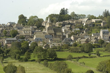 Prades d'Aubrac Aveyron Le village