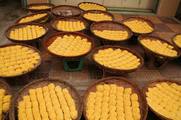 Gelbe Nudeln