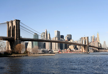 Brooklyn bridge and Manhattan skyline