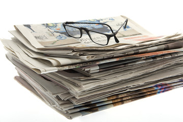 Presse, Stapel von Zeitungen