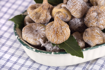 Dried figs