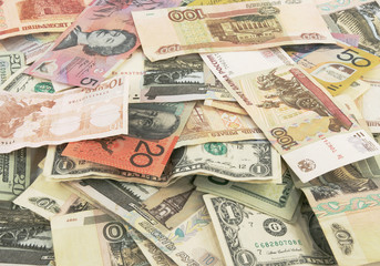 Fototapeta na wymiar Pile z walut światowych