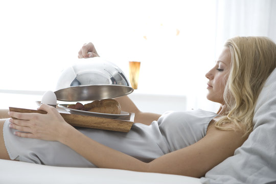 Fr&uuml;hst&uuml;ck am Bett