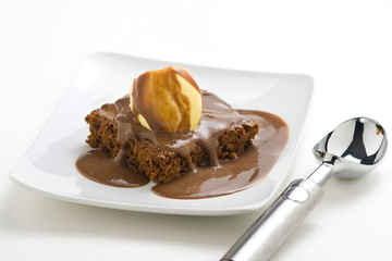 hot chocolate brownie with walnuts and vanilla